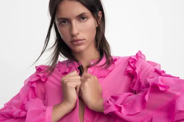 10 romantičnih bluza za fantastične jesenske outfite