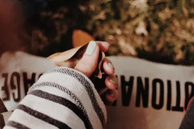 Nokti u trendu: Sjajne jesenske manikure za malo inspiracije
