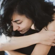 Ovo su neki od najčešćih simptoma raka koje ne smiješ ignorirati