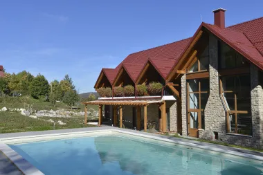 Mrzlin Grad - čarolija nadomak Plitvičkih jezera