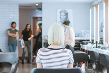 Paper cut bob - 'stroga' frizura za žene koje znaju što žele