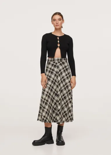 Za elegantan poslovni look, midi suknja uvijek je 'in'