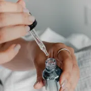 Ovaj hijaluronski serum proda se svake minute, ali ima i dostojne zamjene
