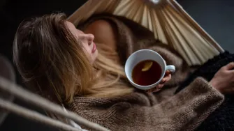 Muči te bolno grlo? Isprobaj ove prirodne lijekove koje bi odobrile i naše bake