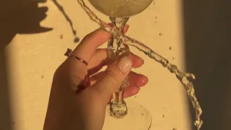 Top ili flop? Prozirne manikure s kojima ne možeš biti nezapažena