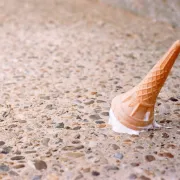 Istina ili mit: Trebamo li se pouzdati u 'pravilo 5 sekundi'?