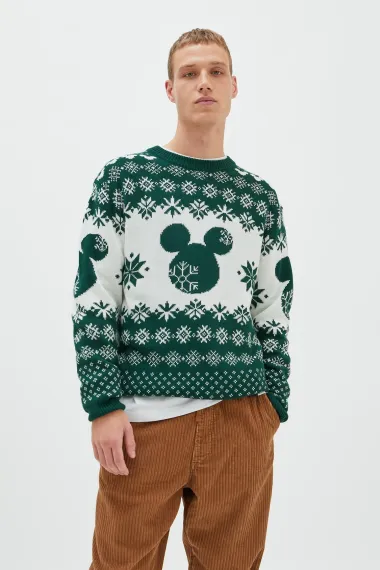 Vrijeme je za 'ružne' božićne pulovere, a Pull and Bear ima sjajan izbor
