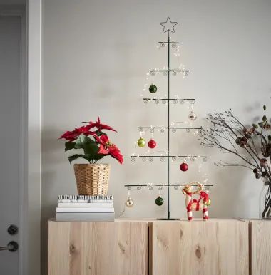 Pročešljale smo ponudu IKEA umjetnih božićnih drvaca i oduševile se
