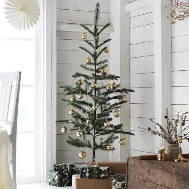Pročešljale smo ponudu IKEA umjetnih božićnih drvaca i oduševile se