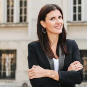 #podrzidomace: Antonija radi nakit od poludragog kamenja, a iza njega stoji zahvala majci