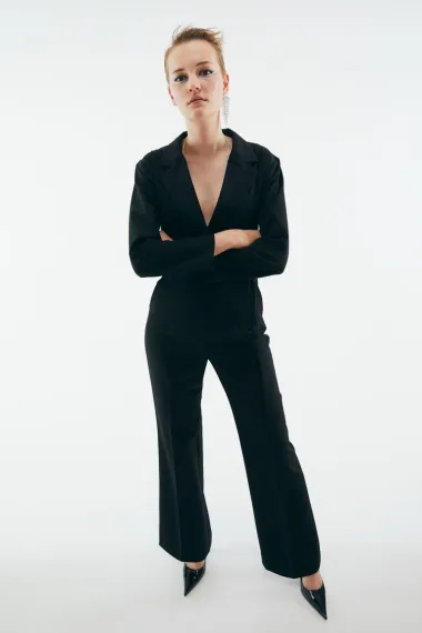 Crna je uvijek IN, a H&M ima bezvremenske komade koje želimo