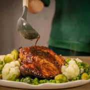 Za božićnu večeru pripremi pureći zabatak s povrćem po receptu naše gastro blogerice