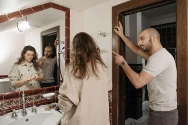 Zašto neki muškarci preziru snažne, alfa žene?