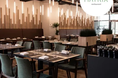 Novogodišnje darivanje 31.12. - Večera za dvoje u restoranu Matrix!