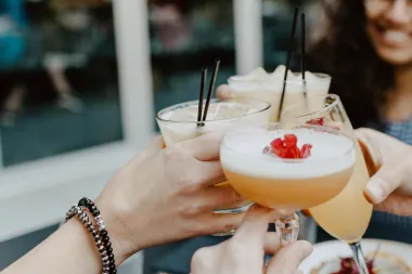 Votka, vino ili gin? Evo koliko kalorija ima tvoje omiljeno alkoholno piće
