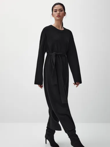 Nosi se pletivo: Elegantni i topli modeli haljina za zimu