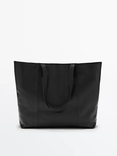 Crne torbe su uvijek IN, a ove će odlično upotpuniti svaki look