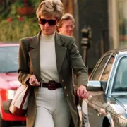 Princeza Diana kao bezvremenska inspiracija: Kako nositi blejzer i traperice?