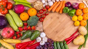 Znaš li koje namirnice imaju više vitamina C od naranče?
