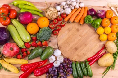 Znaš li koje namirnice imaju više vitamina C od naranče?
