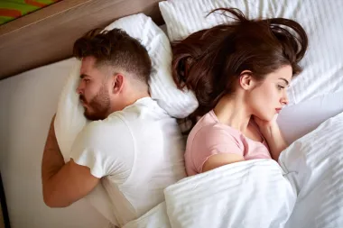 Znakovi koji odaju da više nije zaljubljen u tebe - čak i ako govori suprotno