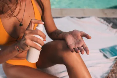 10 najvećih beauty mitova - često pranje kose je loše, a umjetne trepavice oštećuju prirodne