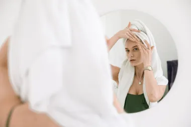 10 najvećih beauty mitova - često pranje kose je loše, a umjetne trepavice oštećuju prirodne