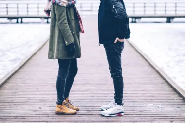 Budi oprezna: Ako tvoj partner čini ove stvari, jako je nesiguran