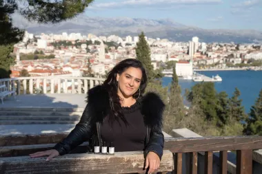 Znaš li kako pravilno oblikovati obrve?
