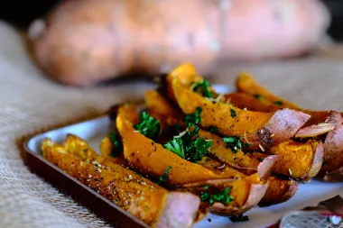 Uz ovaj tajni sastojak pomfrit od batata uvijek će biti hrskav i sočan