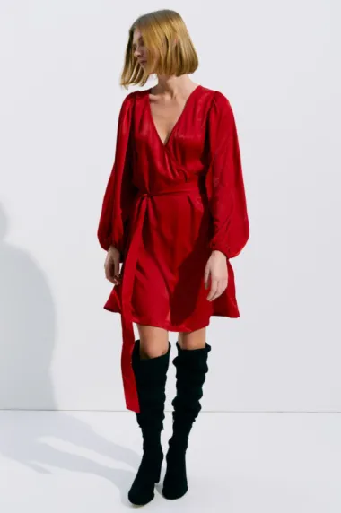 'Lady in red': Crvene haljine savršen su odabir za Valentinovo