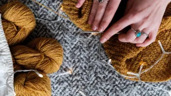'Pikantna' boja senfa i dalje je IN, a ovo su najljepši komadi aktualne ponude