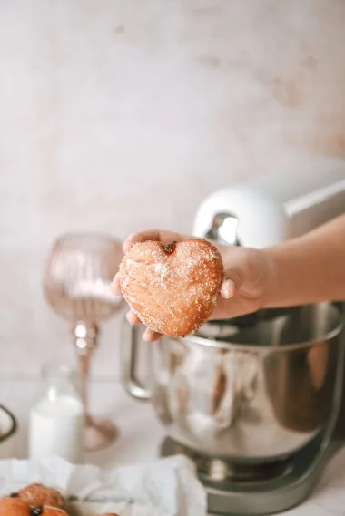 Srcolike krafne poznate gastro blogerice idealne su za Valentinovo
