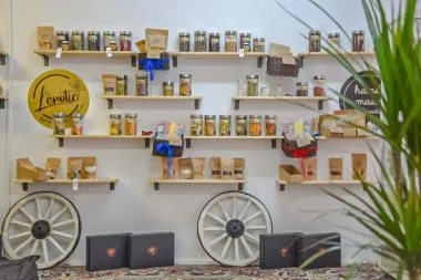 L'erotic house of gin and spices nova je omiljena destinacija zaljubljenika u popularno piće