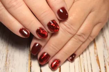 Tie-dye mramorni nokti trenutno su hit na Instagramu. Evo kako ih nositi