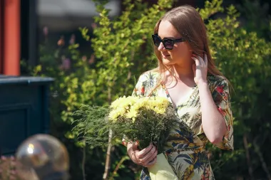 High street haljine u proljetnim bojama i s veselim uzorcima koje želimo