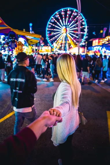 Želiš ga natjerati da stalno razmišlja o tebi? Usvoji ove trikove