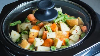 Jesi li isprobala slow cooker? Ako nisi, imamo tri recepta za početak