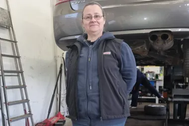 Upoznaj Irenu Petir, jedinu automehaničarku u Hrvatskoj s položenim majstorskim ispitom