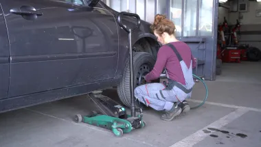 Jana je vulkanizerka i svoj posao ne bi mijenjala ni za jedan drugi