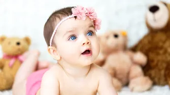 20 predivnih imena za bebe koja znače 'sloboda' i 'mir'