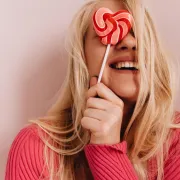 Ovog proljeća nosimo pink nijanse. Stradivarius ima cool komade