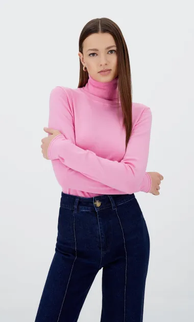 Ovog proljeća nosimo pink nijanse. Stradivarius ima cool komade