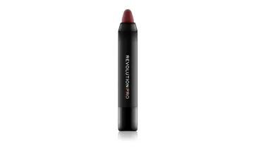 Crveni tuš za oči - novi beauty trend. Hoćeš li ga probati?