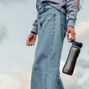 Traperice baggy kroja veliki su proljetni trend. Hoćeš li ih nositi?