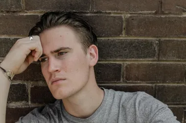 Nedostaješ li mu? Ovi znakovi pokazuju da ON još misli na tebe