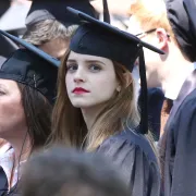 Uspješni i pametni: Ove slavne face mogu se pohvaliti i fakultetskim diplomama