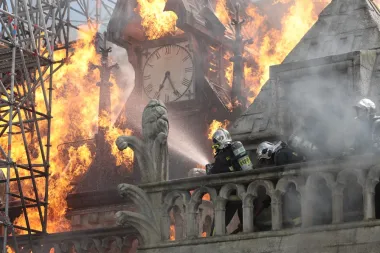 Uoči godišnjice velikog požara u katedrali Notre Dame u CineStar kina stiže NOTRE DAME U PLAMENU