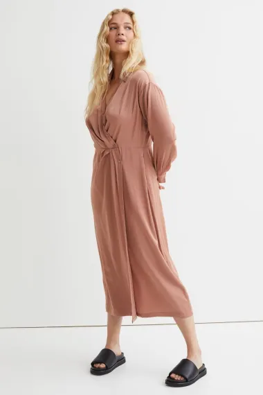 Sve nijanse ružičaste:  H&M haljine stvorene za posebne trenutke
