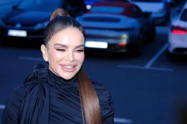 Jedna je Severina: Pjevačica proslavila rođendan u top modnom izdanju